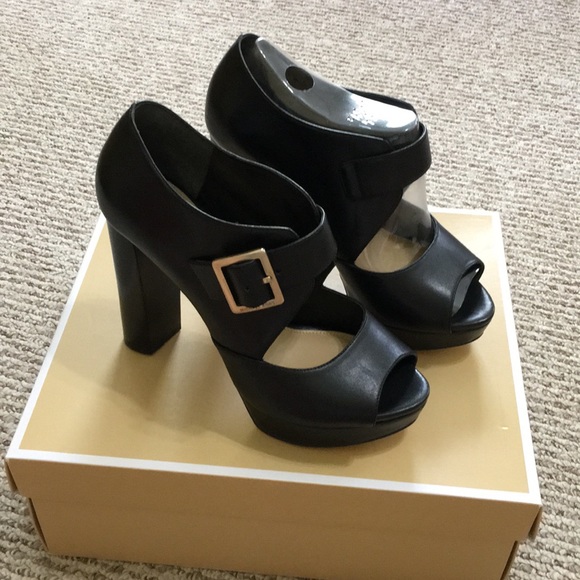 MICHAEL Michael Kors Shoes - Michael Kors ELENI Platform